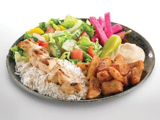 Shish Taouk Skewer Plate / BROCHETTES DE POULET