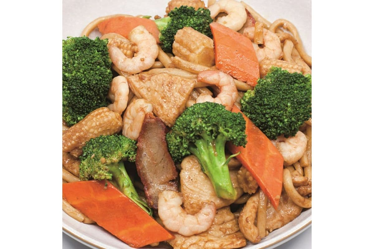76. Shrimp and Meat Fried Noodles