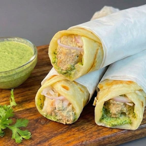 Chicken Malai Boti Roll