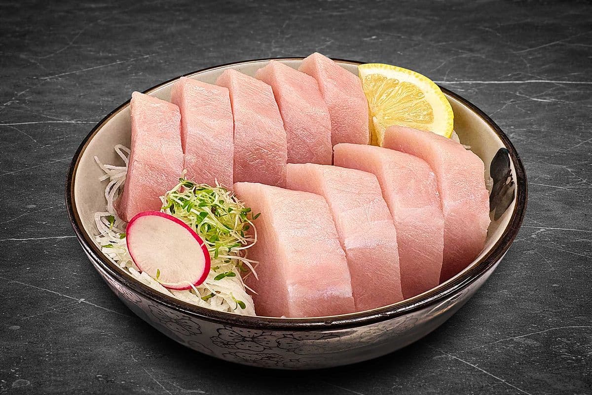 Tuna Sashimi Don