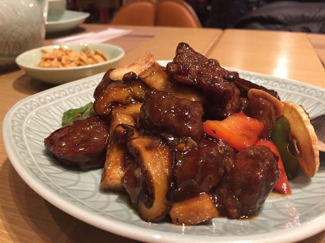 Beef Tenderloin with Mushroom / 蘑菇牛柳