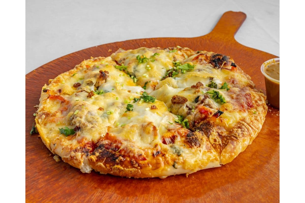 Medium 10" Flavour Country Charred Chicken Satay Pizza