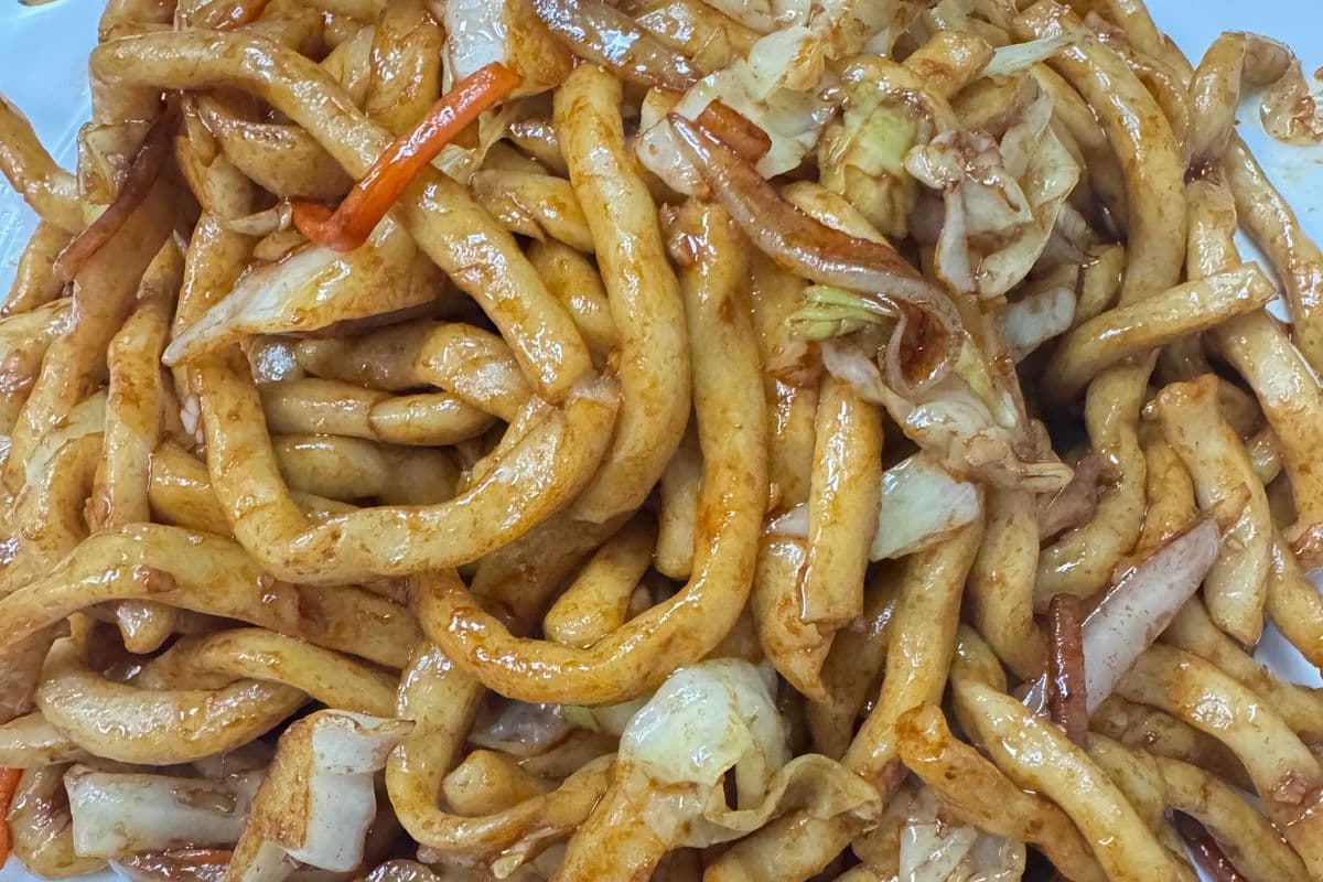 Shanghai Noodle with Soya Sauce (VG) 上海粗炒（素）