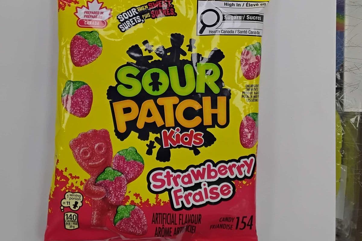 SOUR PATCH KIDS STRAWBERRY (154g)