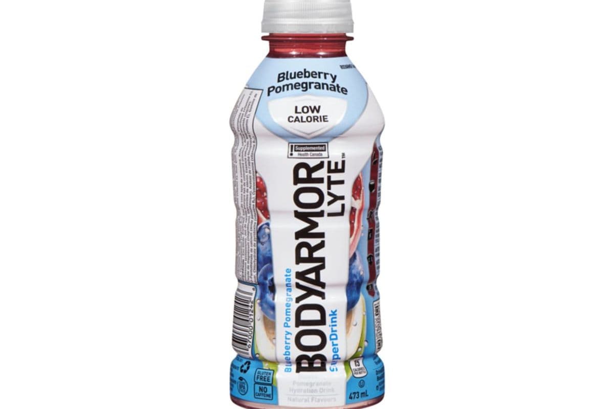 Body Armor Low Calorie Blueberry Pomegranate Quencher (473 mL)