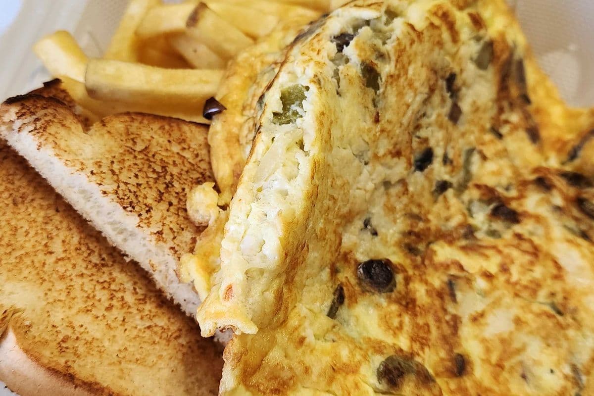 WESTERN OMELETTE with TOAST and fries