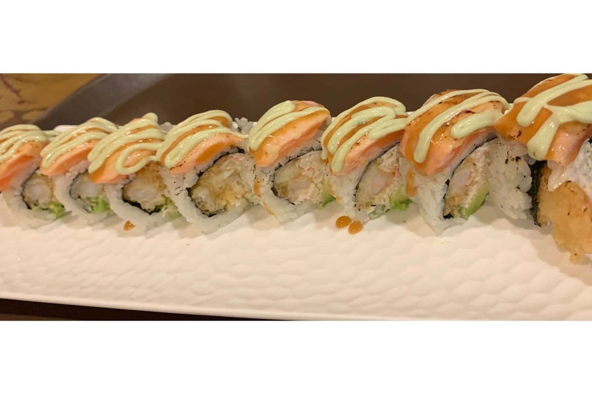 Aburi Salmon Roll