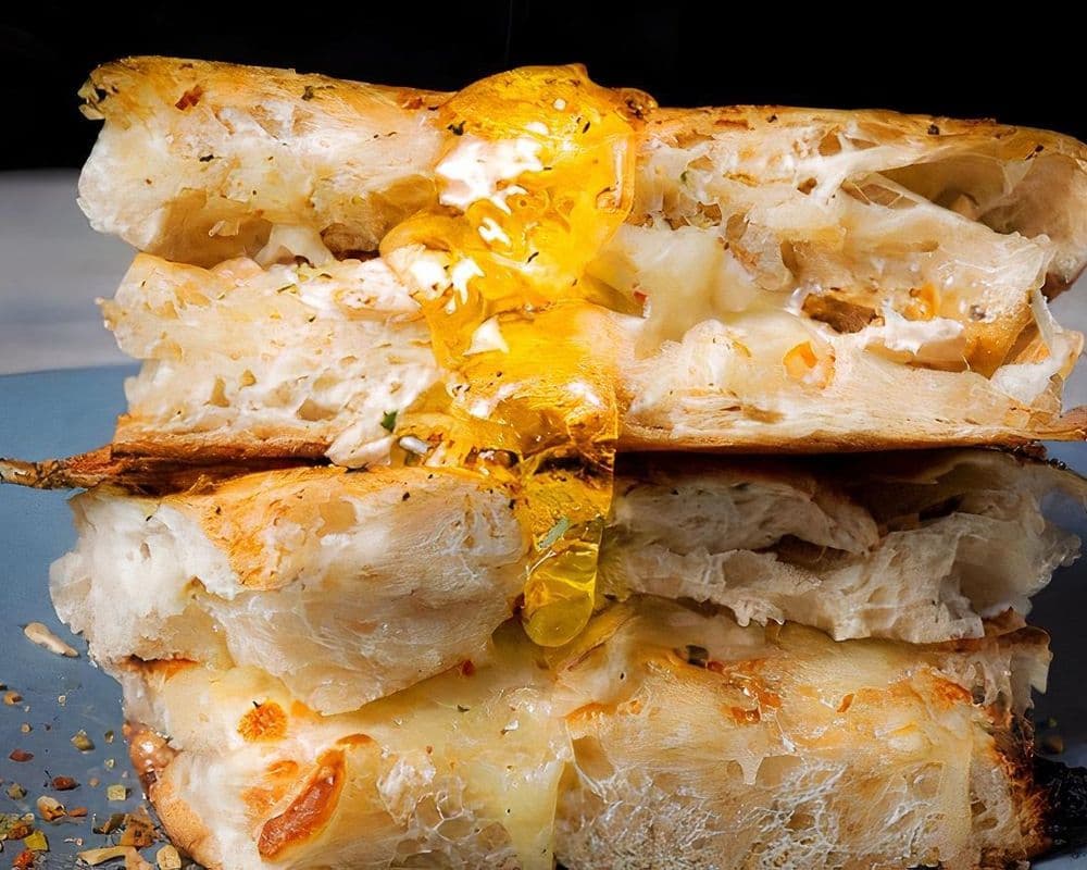 Focaccia Chevre-miel/ Focaccia goat cheese-honey