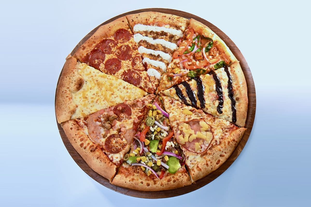 FEAST 8 SLICES