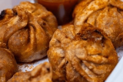 Fried Momos (6pcs)