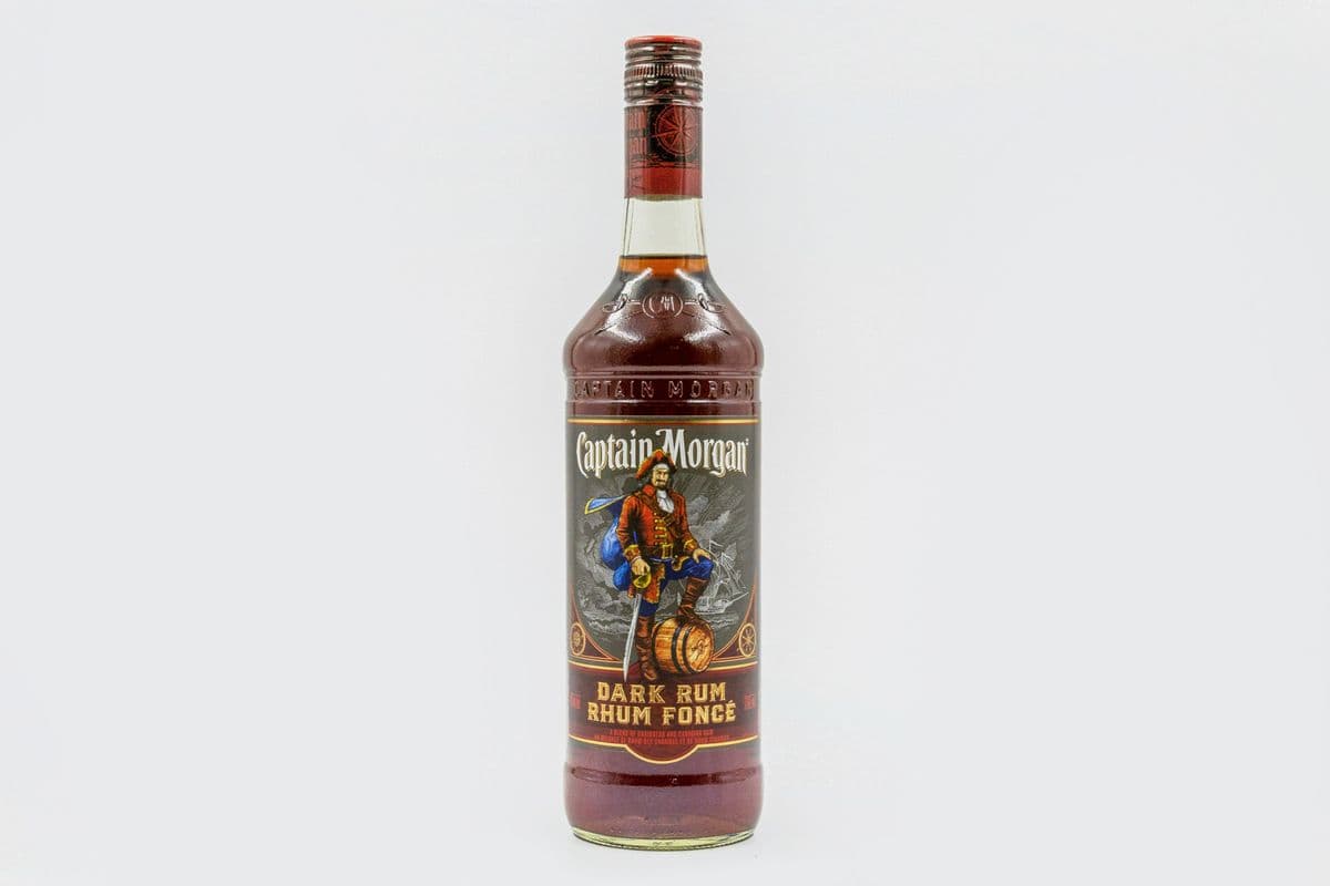 Captain Morgan Dark (1 x 750 ml)
