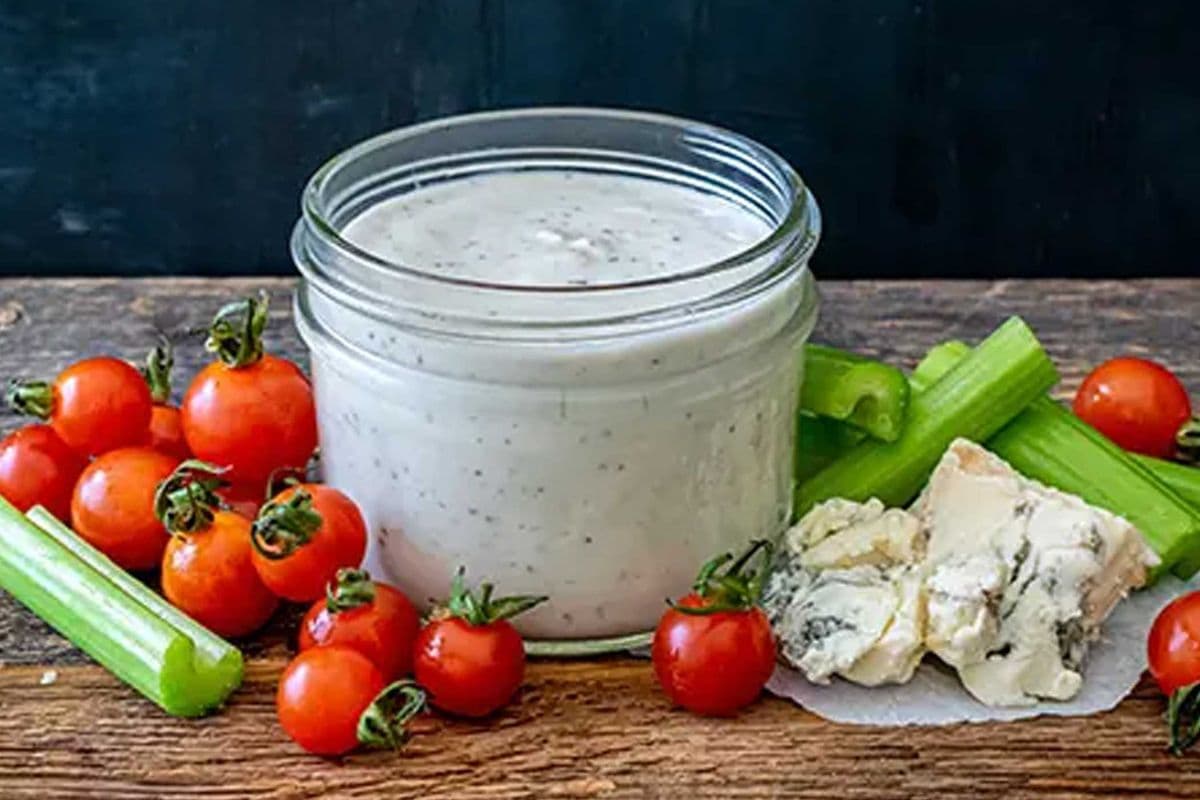 Blue Cheese Dipping Sauce (2 oz)