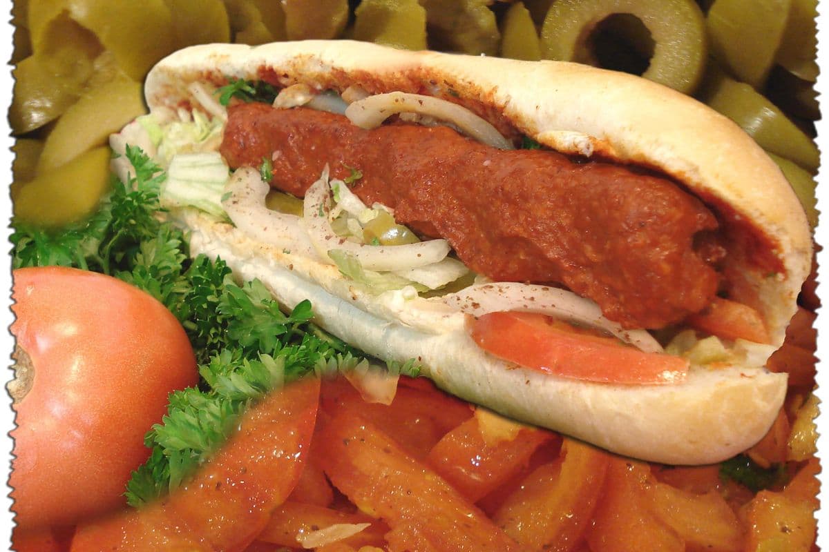 Sandwich à la merguez / Merguez Sandwich