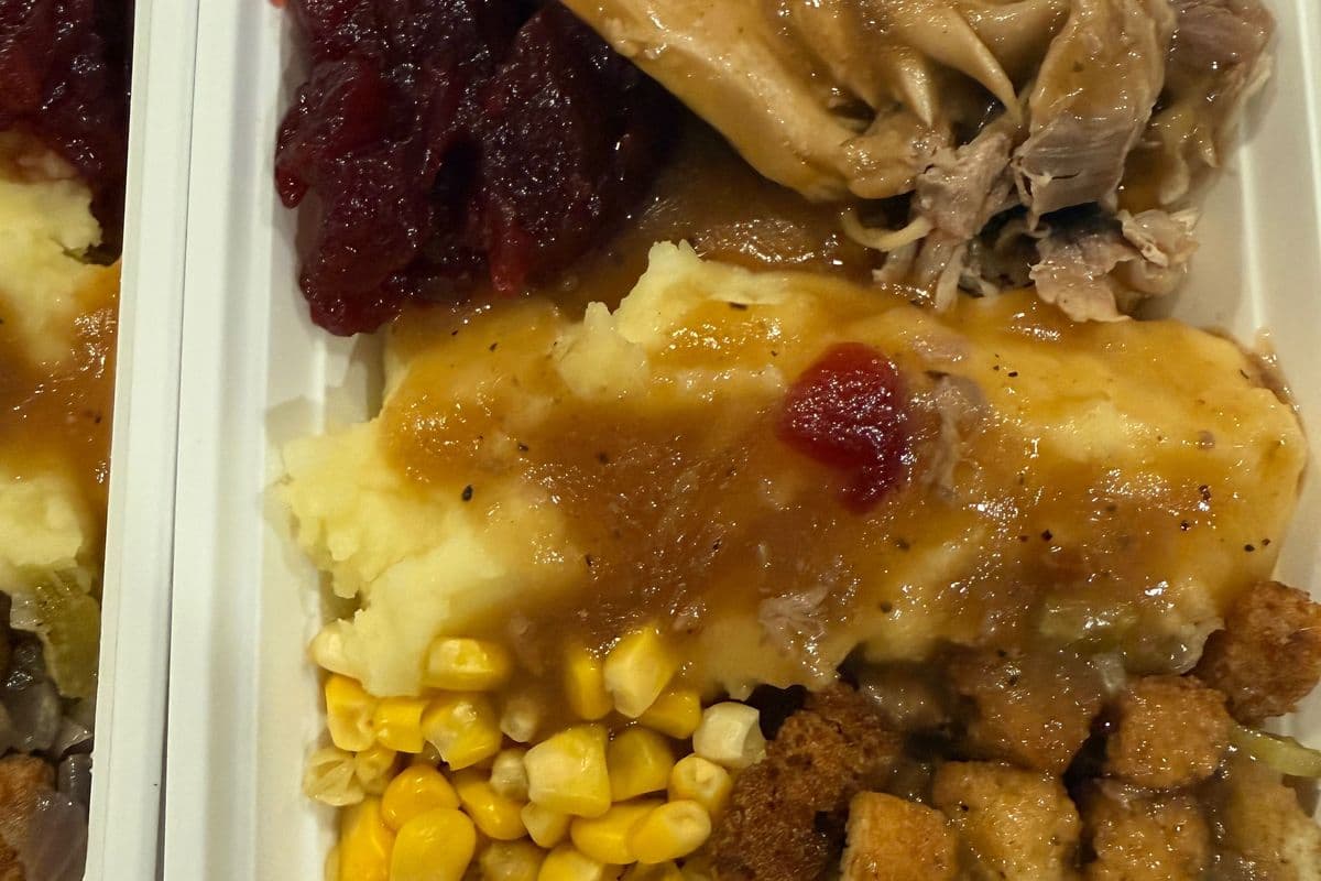 Turkey Dinner (28 oz)