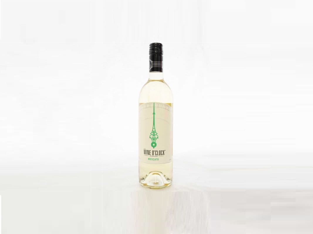 Wine O’Clock Moscato (1 x 750 ml)