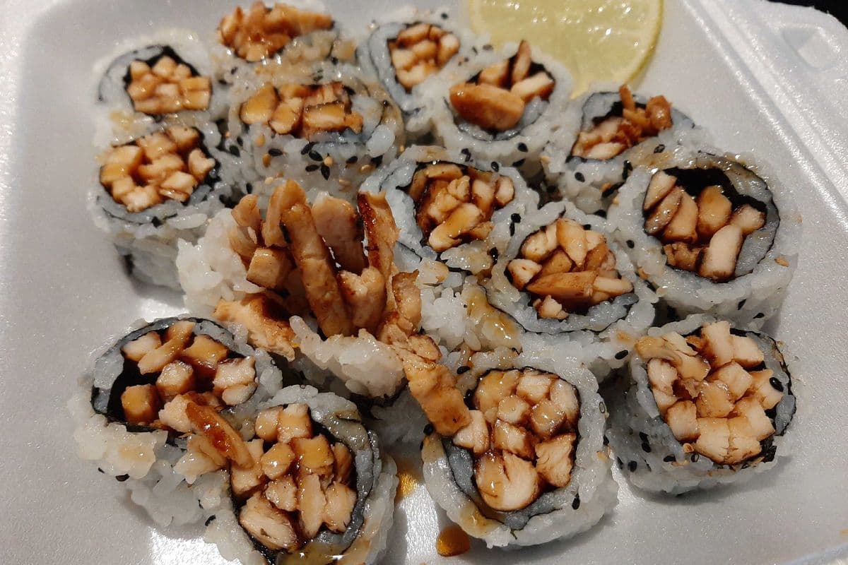 Chicken Teriyaki Roll (8 pcs)
