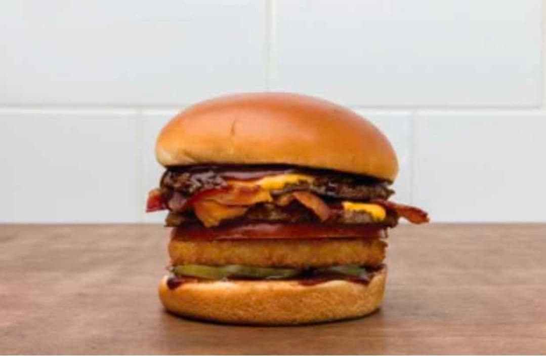 Baja BBQ Bacon Burger