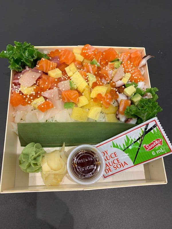 D01. TARO Bara Chirashi Don / D01. 太朗魚生丼