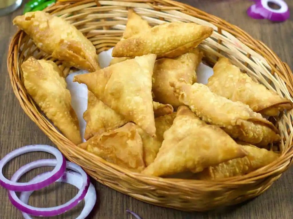 Onion Samosa-5