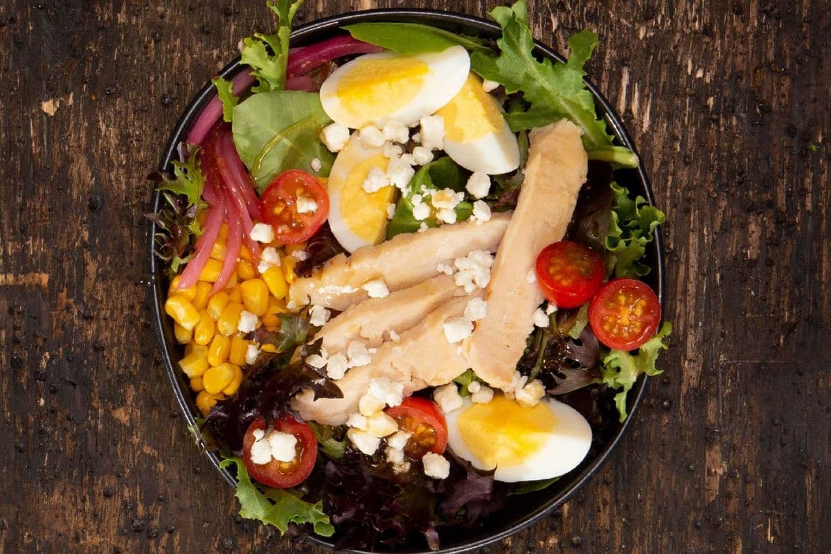 Cobb with Goat Cheese Meal Salad