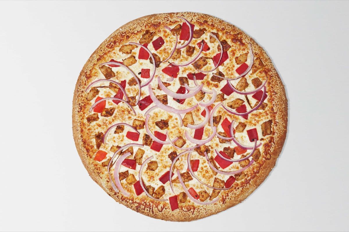 Medium Chipotle Chicken Pizza