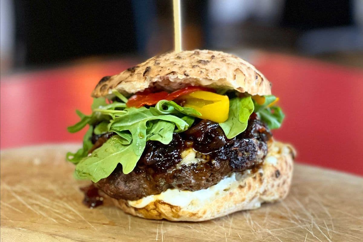 La Dolce Vita Burger