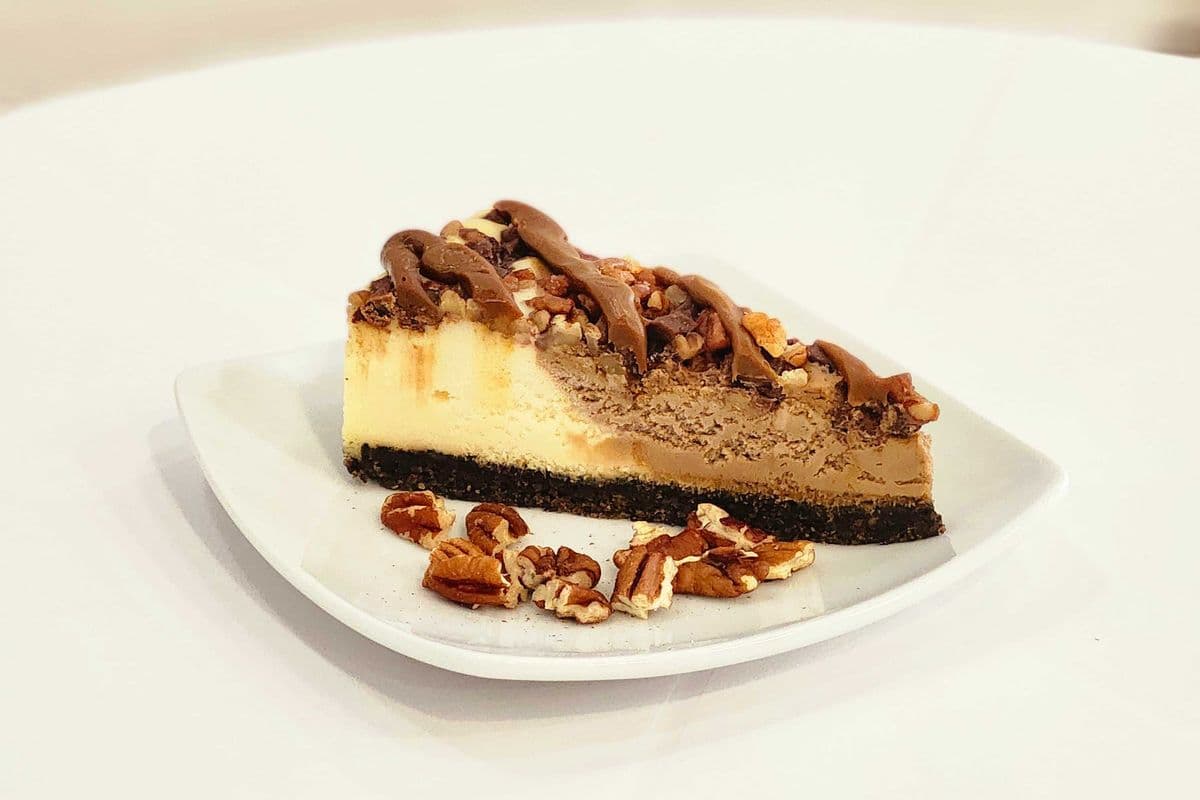 Pecan cheesecake