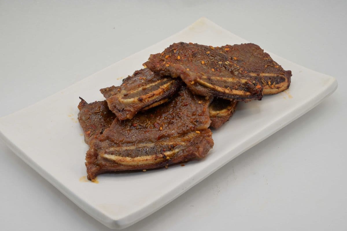Beef Short Rib (2 pcs) 牛仔骨 (2条)