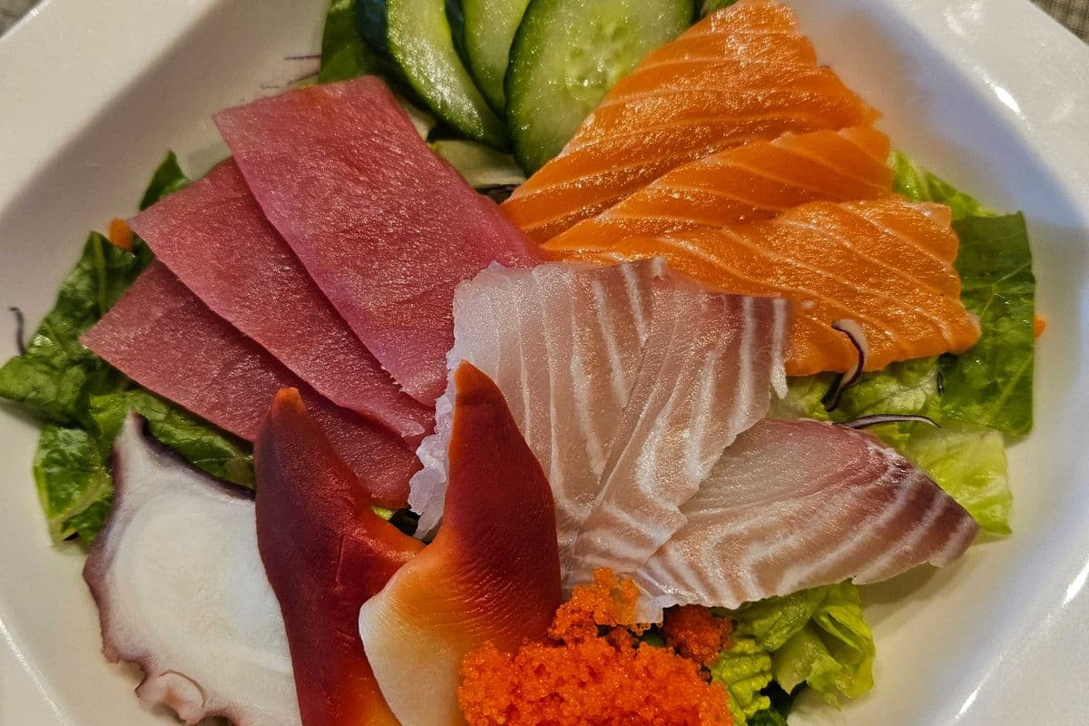 Sashimi Salad