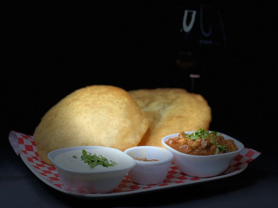Chana Bhatura
