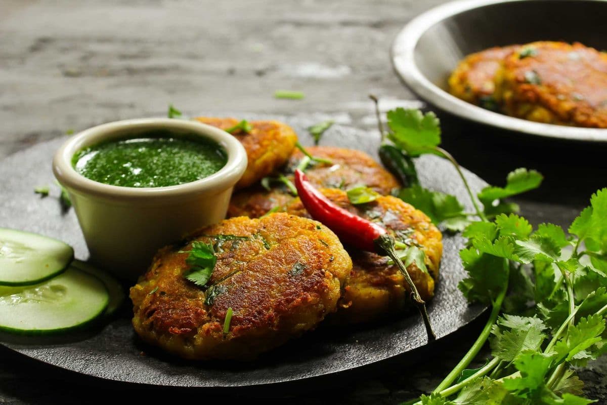 15. Aloo Tikki (1 pc)