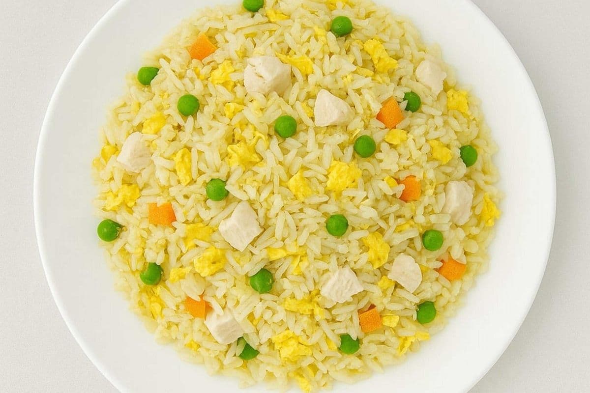 R5. Chicken Fried Rice - 雞肉炒飯