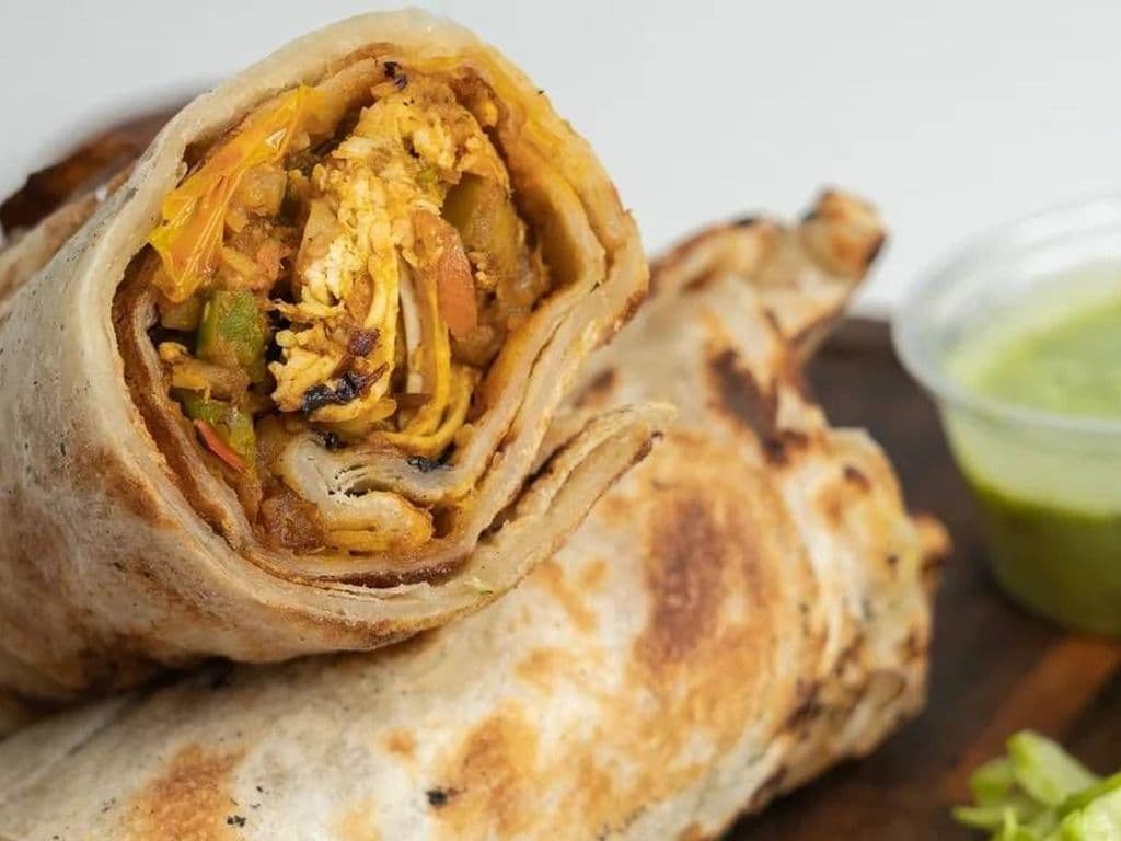 Chicken Akdah-Sandwich with Yemeni Bread