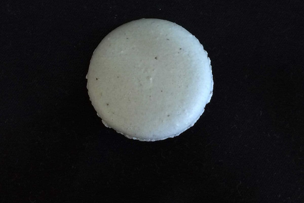 Earl Grey Macaron