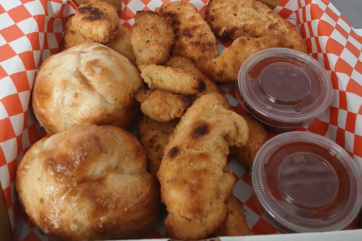 Chicken Tenders (1 lb)