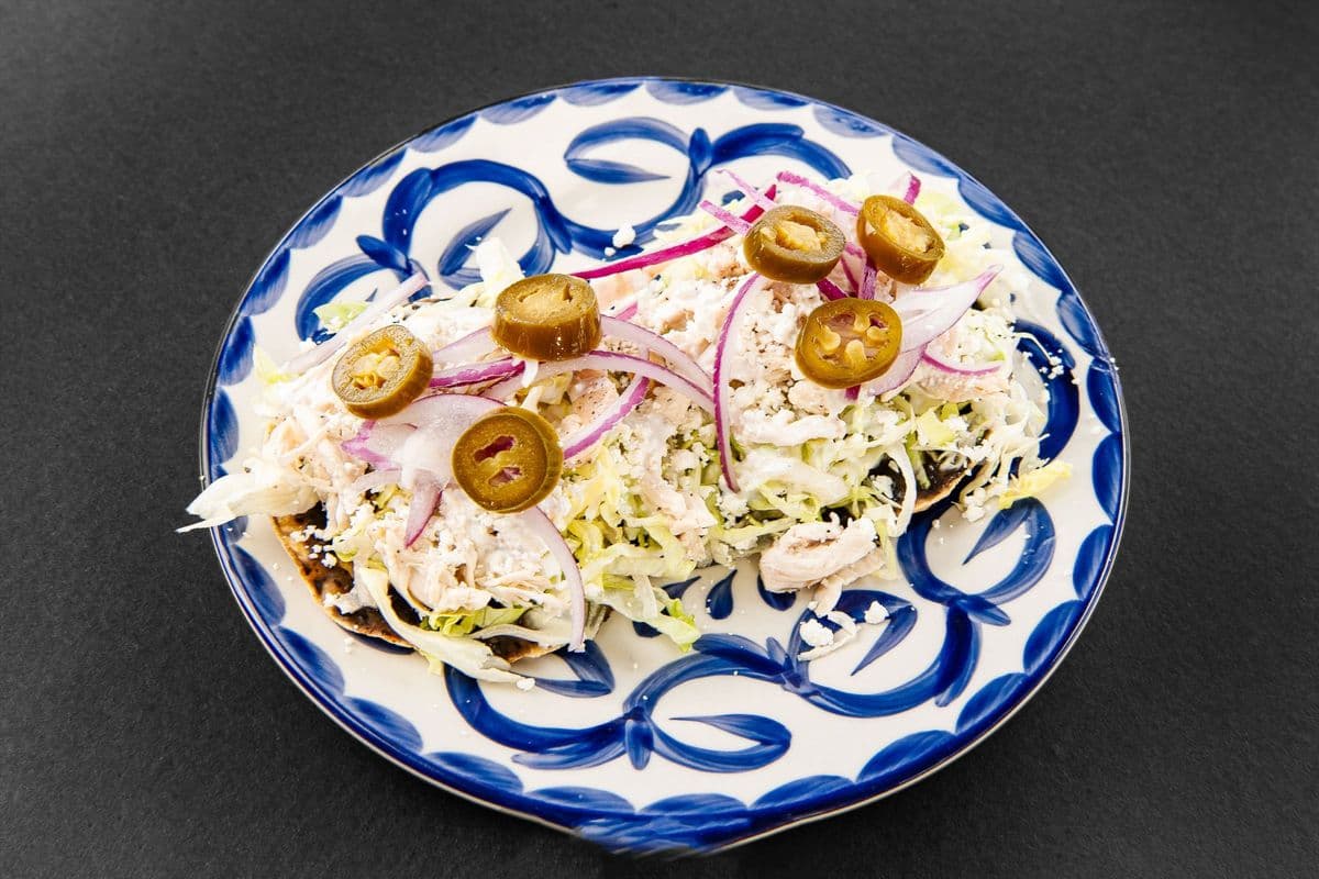 Tostadas De Pollo (Chicken) (2pcs) (2 pieces )