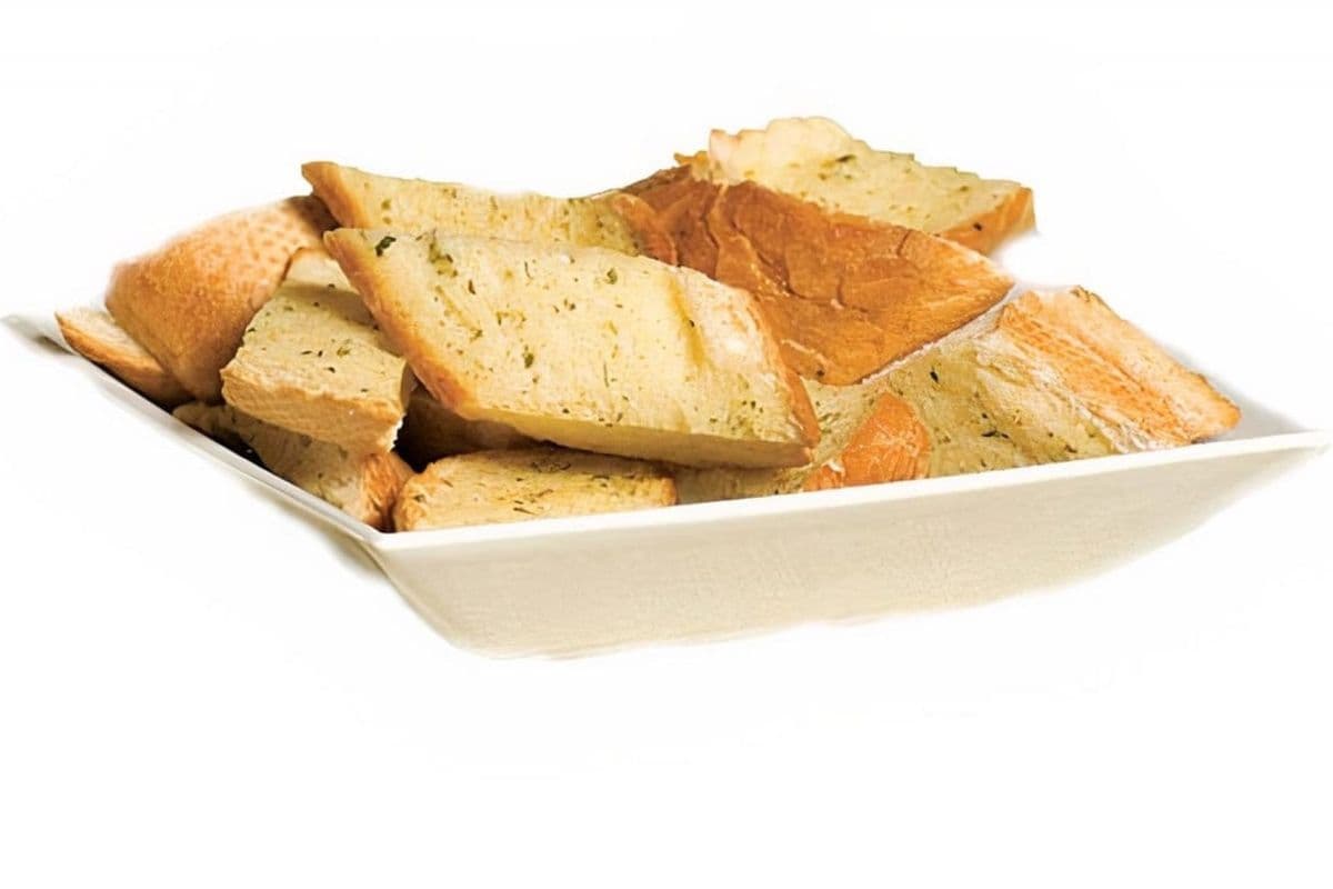 Garlic Bread (468 Cal)