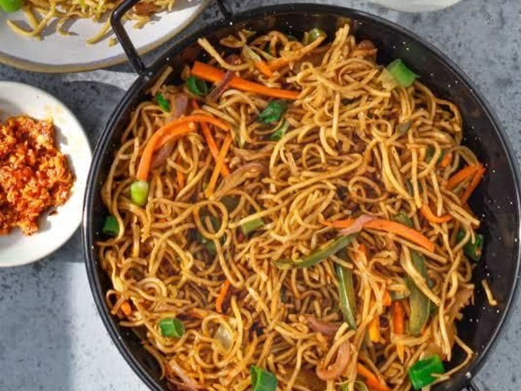 Veg Noodles Bogo