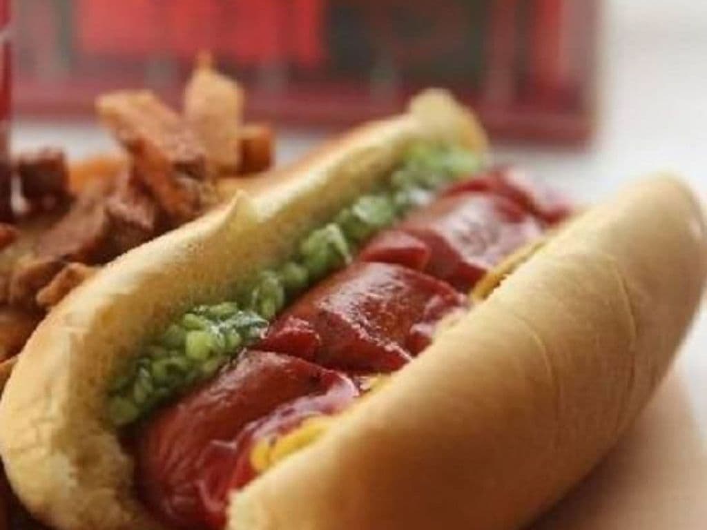 Shopsy's Hot Dog