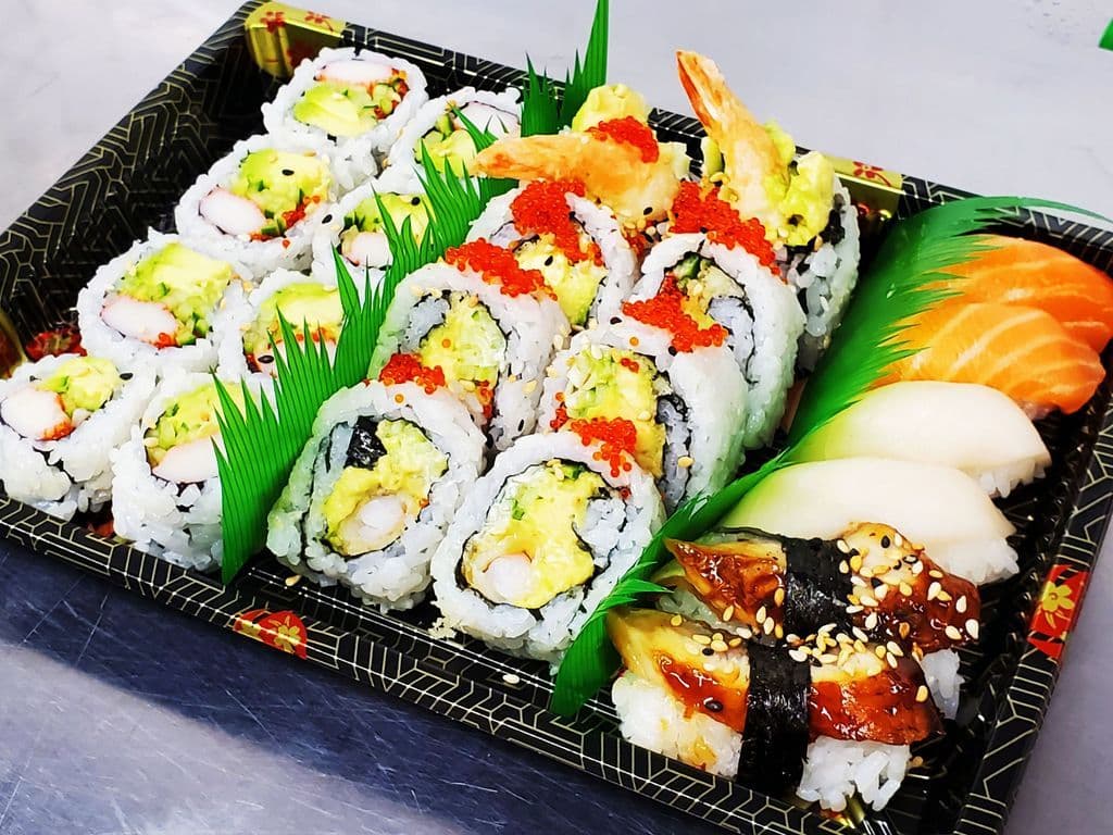 4501. Sushi and Roll Boat A