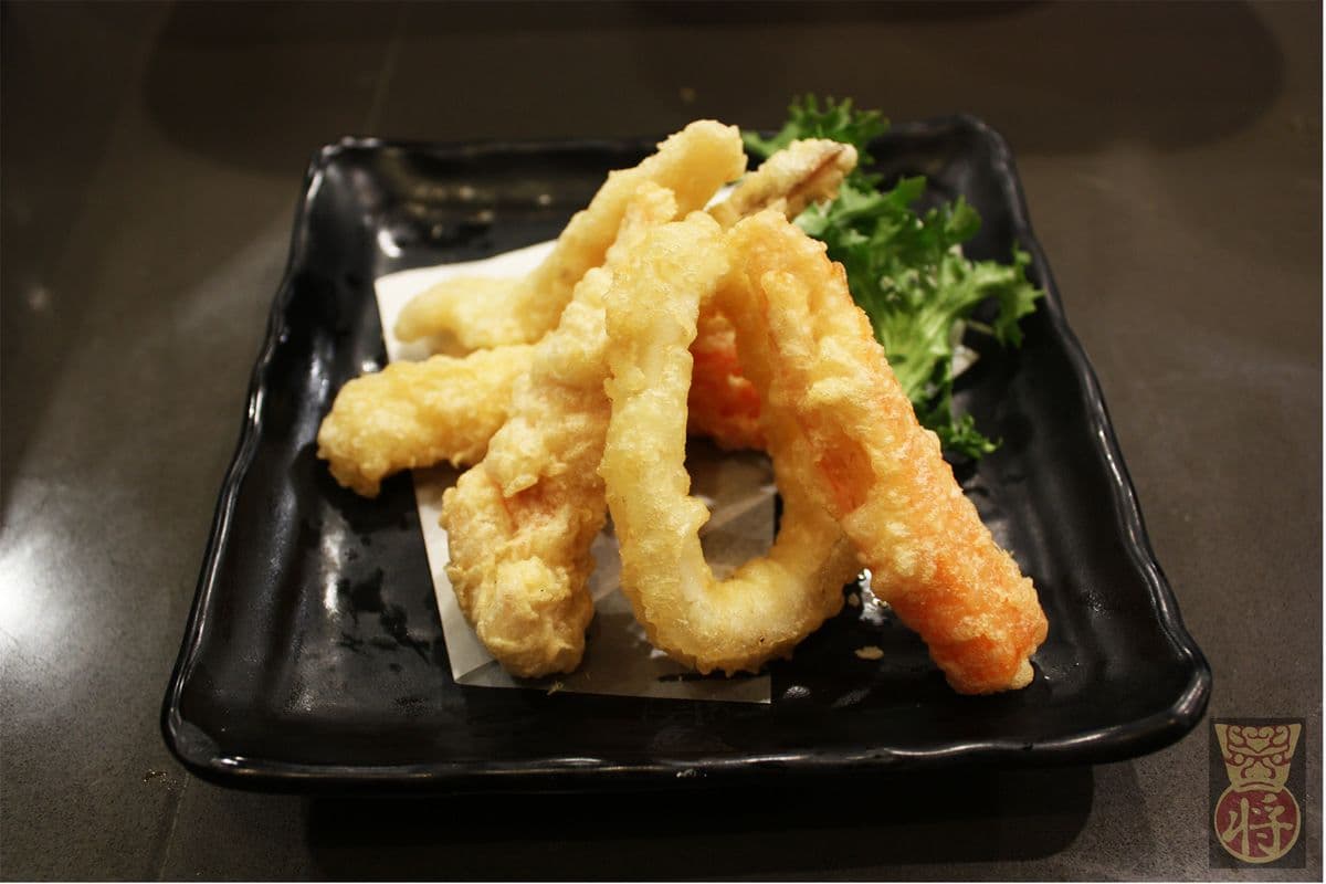 K4. Seafood Tempura (5 pcs)