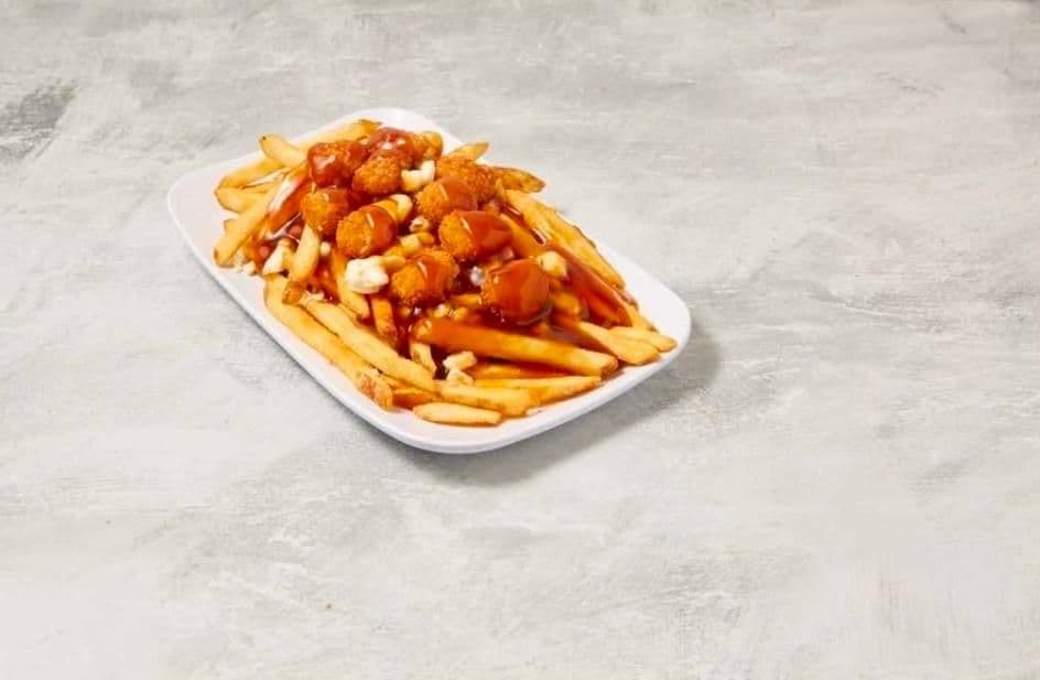 Large Poutine Butter Chicken Poutine