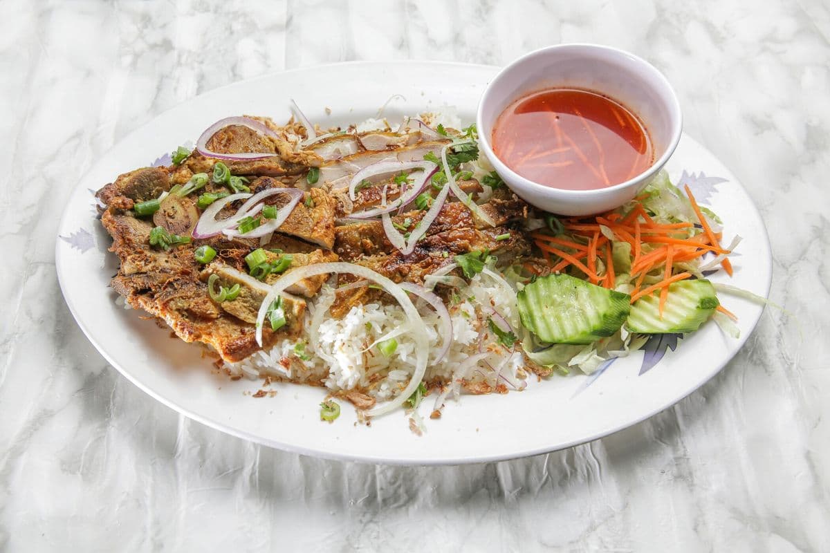 63. Pork Chop and Chicken on Steamed Rice (Com Suon Nuong, Gà Nuong Xa)