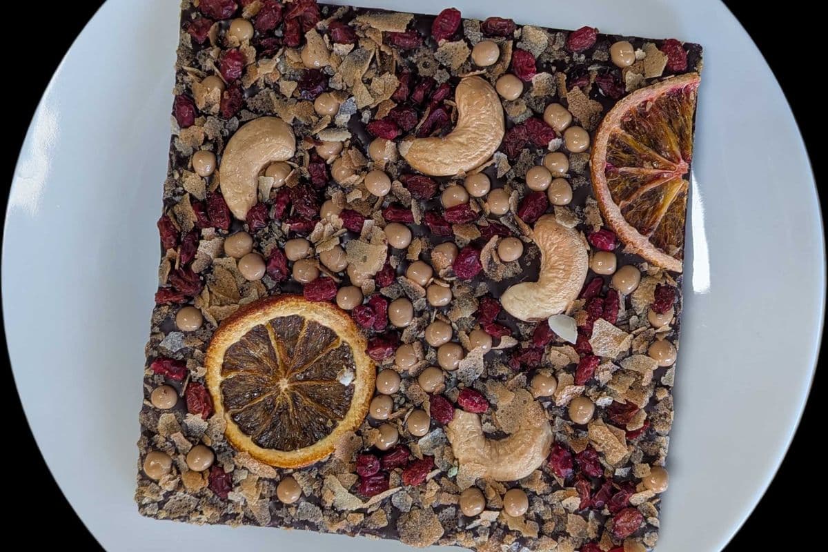 Ayoub's Chocolate Bark - Orange/ Cashew