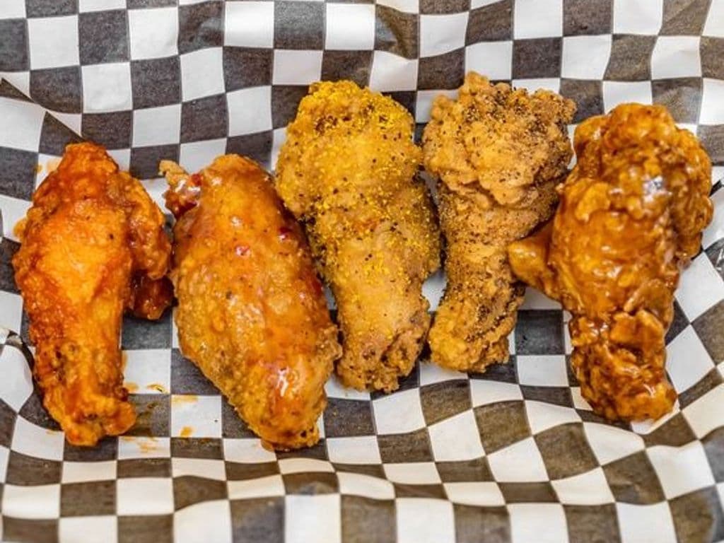 Knight’s Assorted Wings Feast
