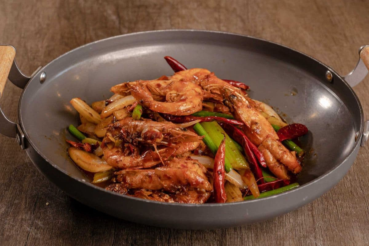 Griddle Shrimp In Spicy Sauce 干锅大虾