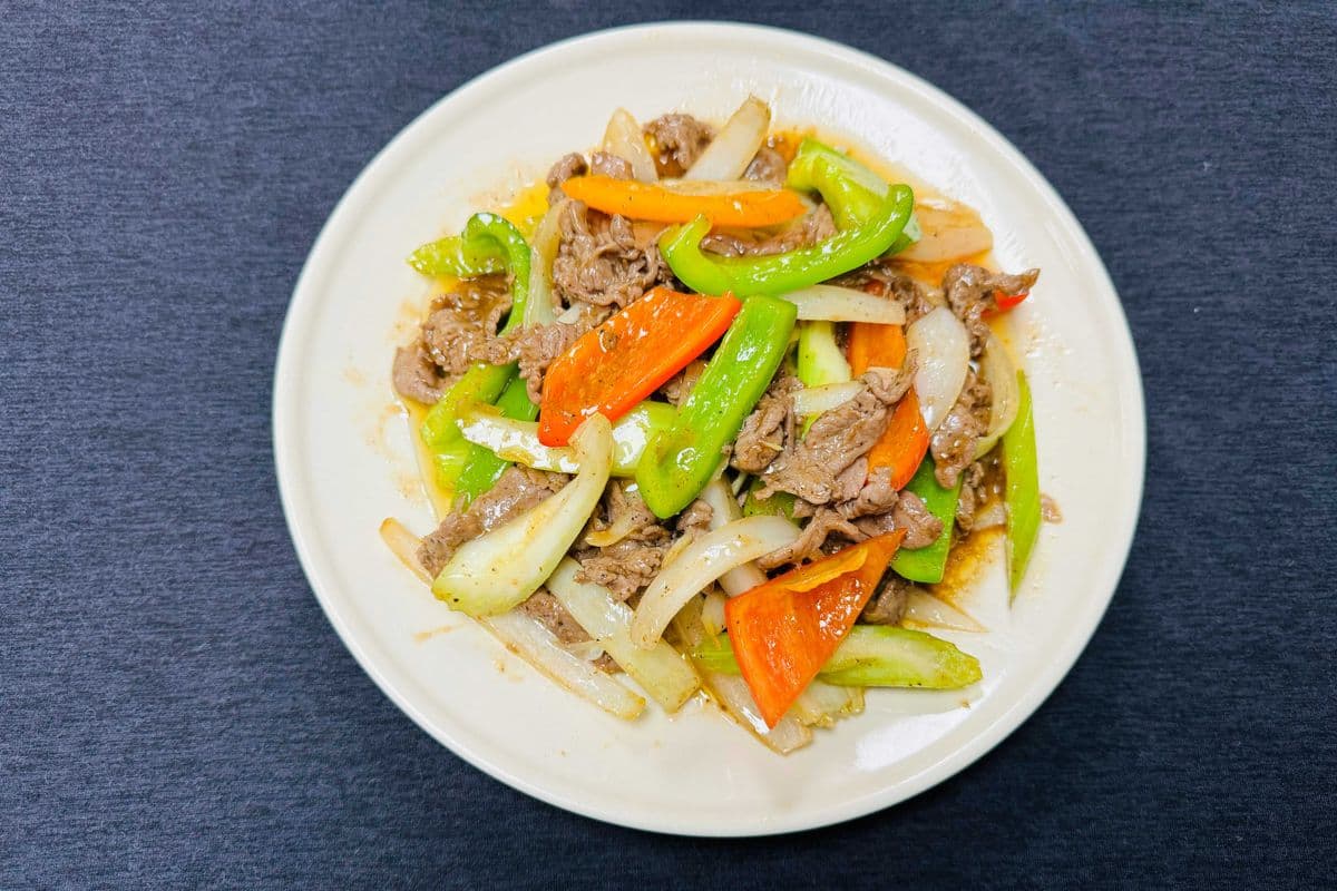 Stir-fried Beef (Bò Xào)