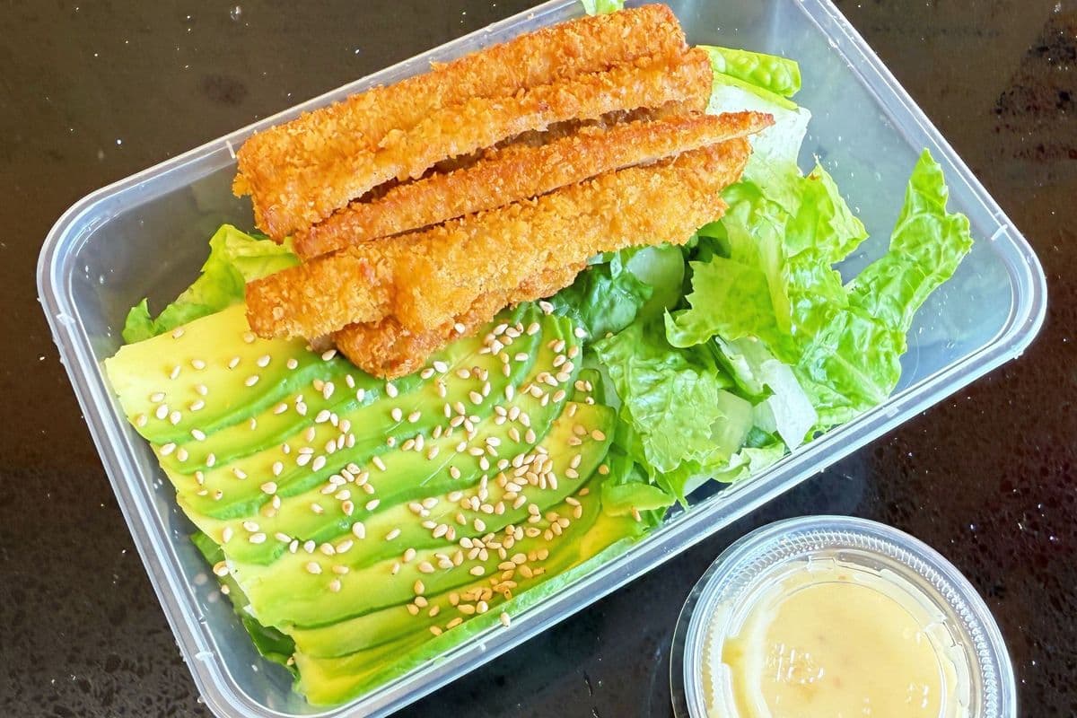 AP12 Fried Vegan Chicken Salad