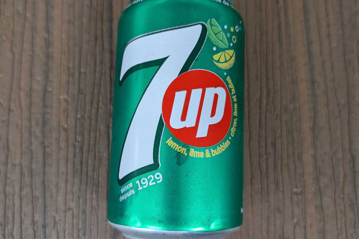 7UP (355ml) (140 Cal)