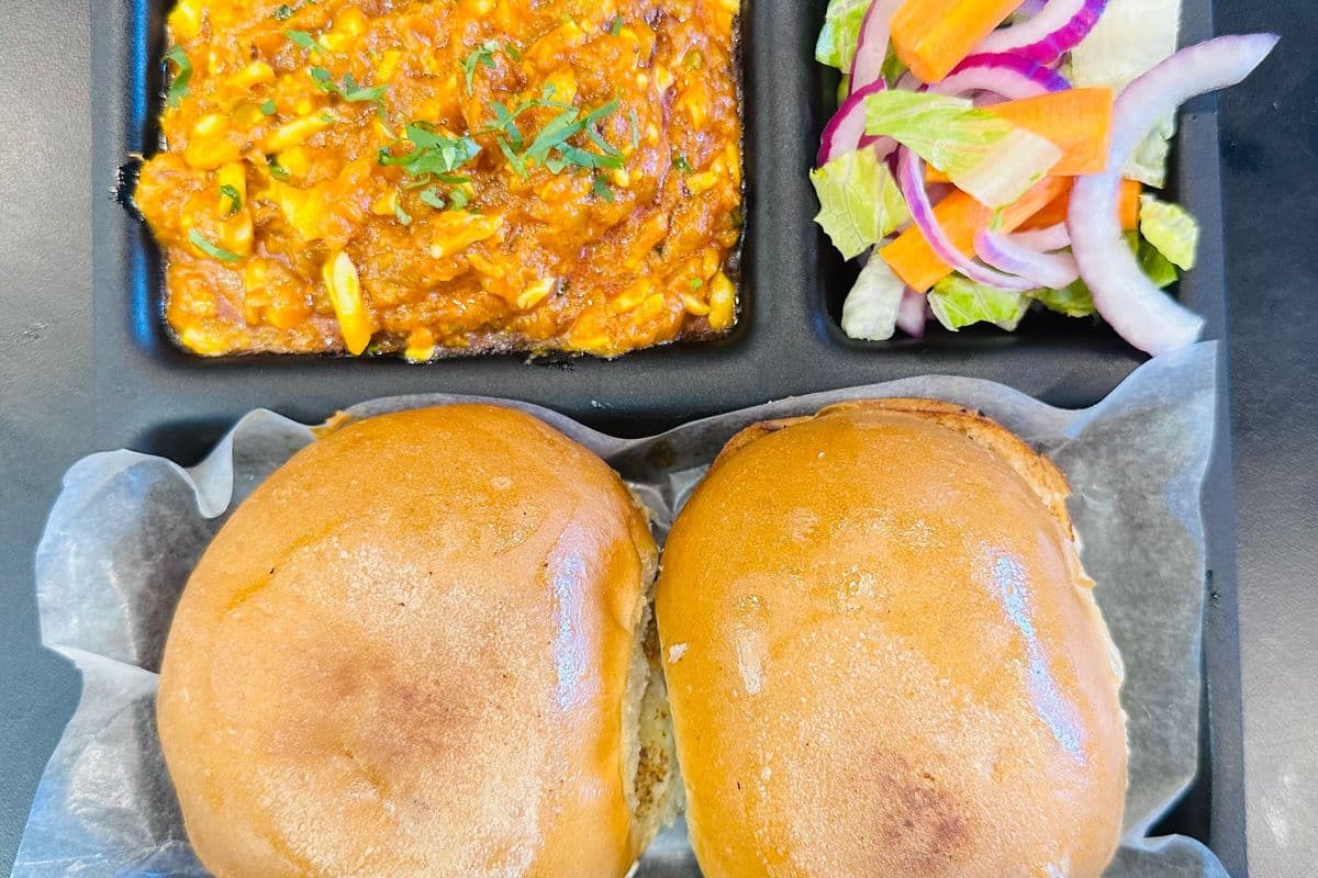 Egg Keema with Pav